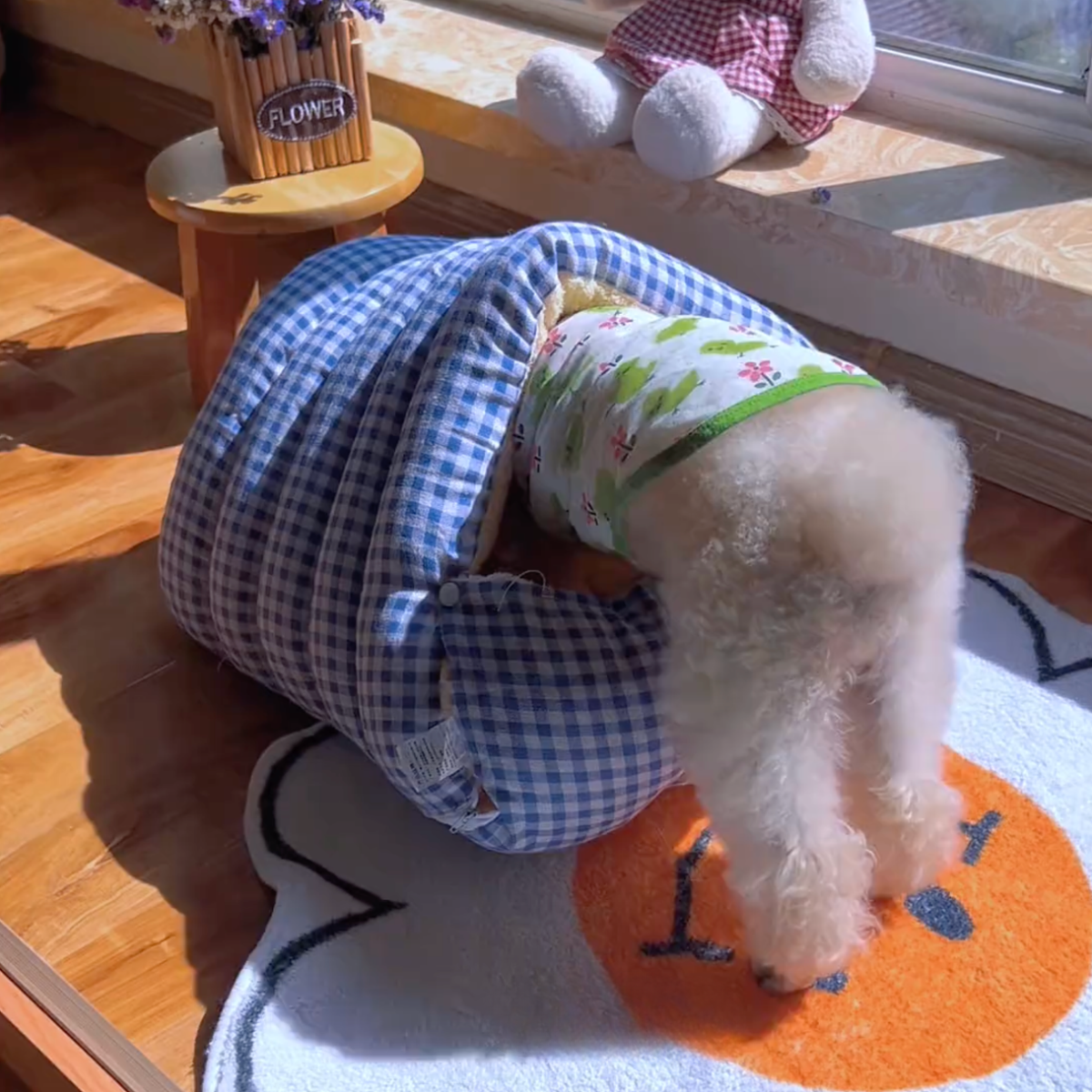 Gingham dog sleeping bag bed, photo 6