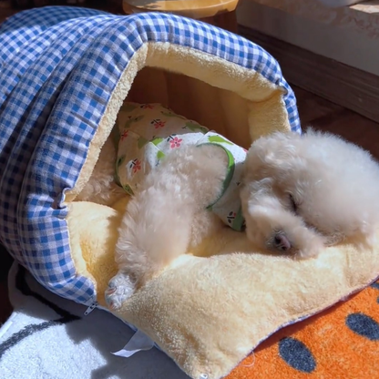 Gingham dog sleeping bag bed, photo 2
