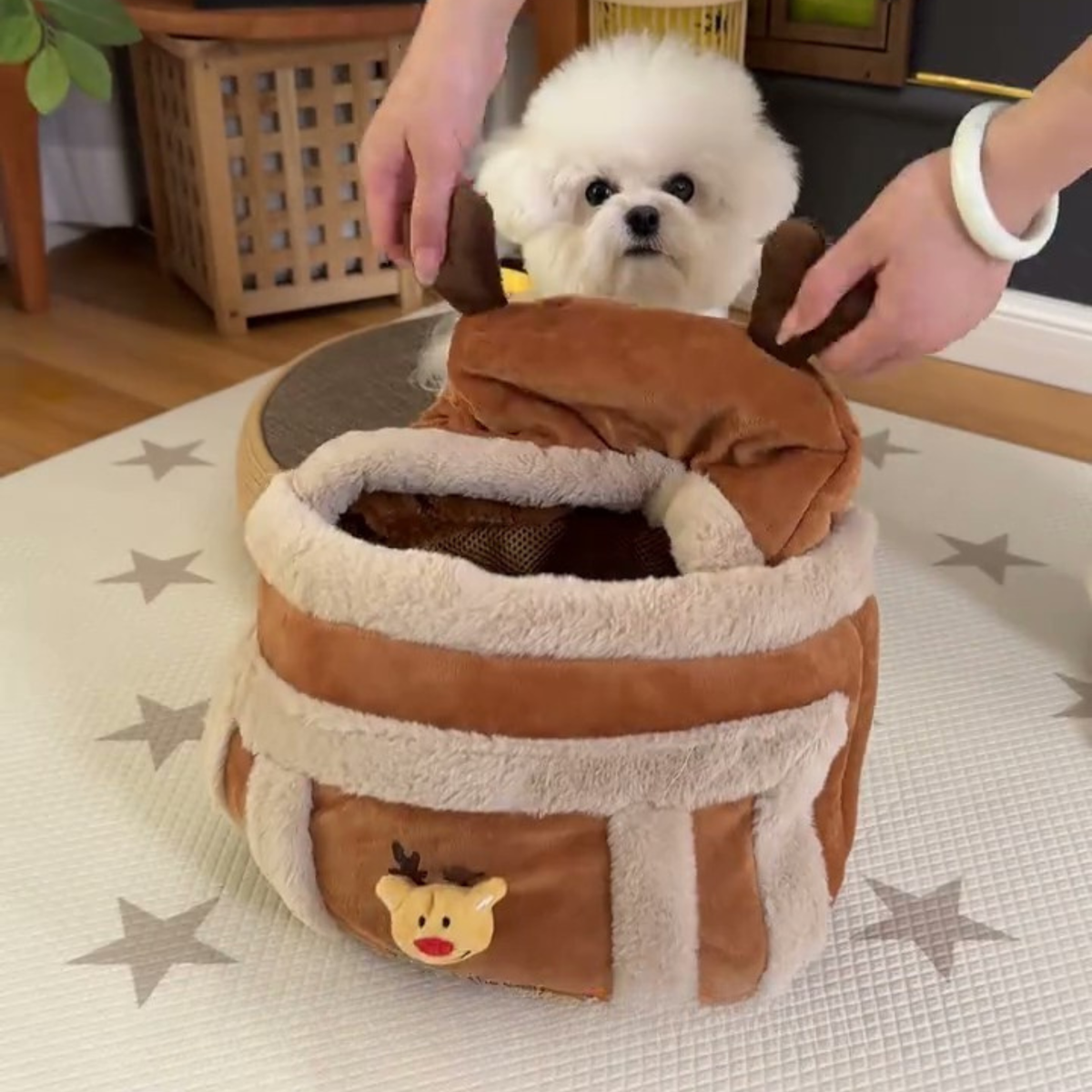 Reindeer plush dog carrier bag, photo 6