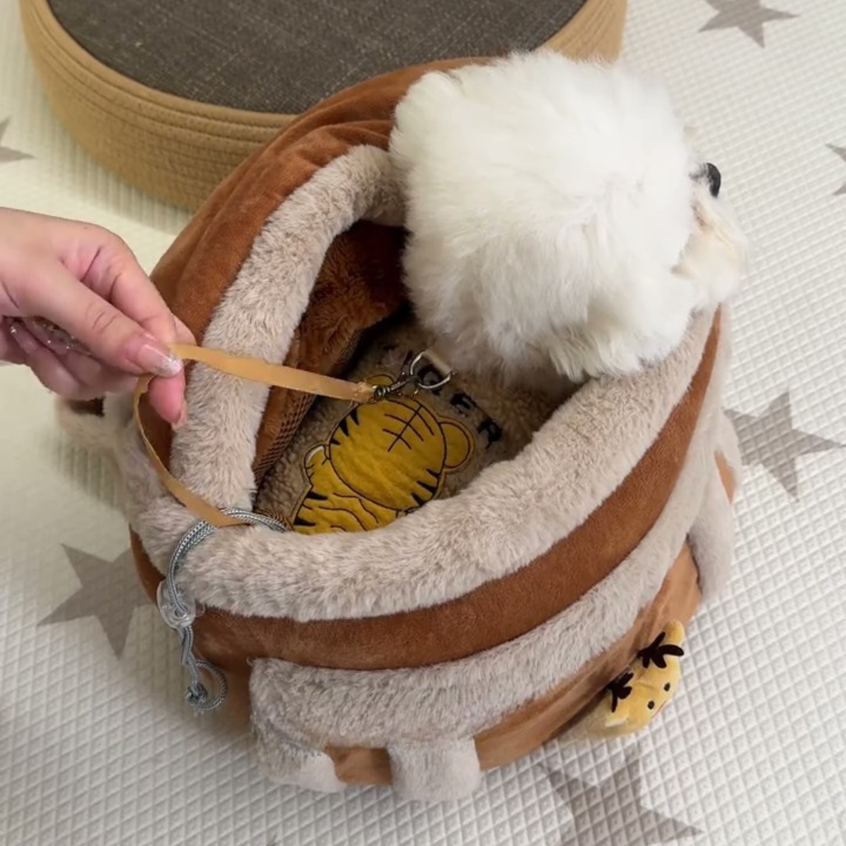 Reindeer plush dog carrier bag, photo 8
