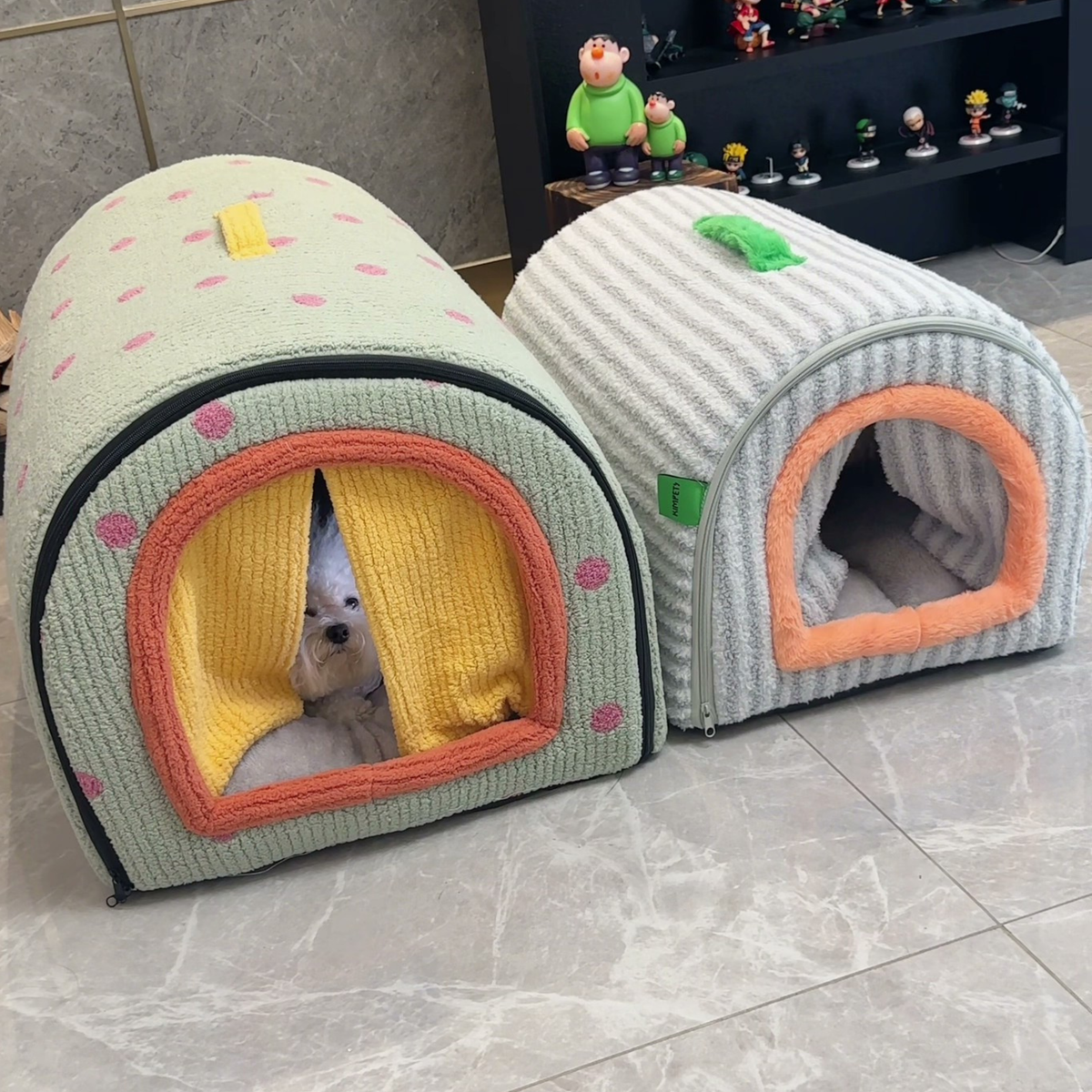 Arched dog house bed with removable cushion, photo 4